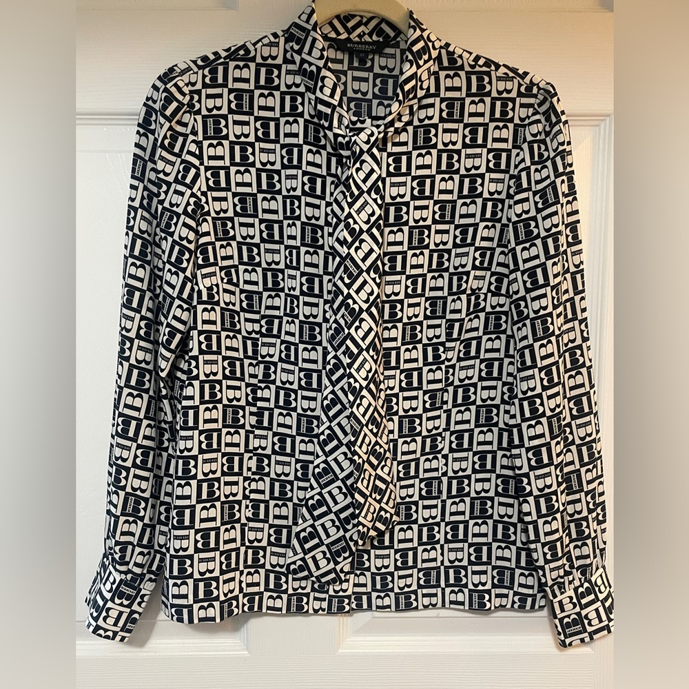 Authentic Burberry Women’s Long Sleeve